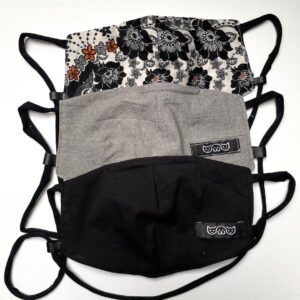 Women’s masks with strap